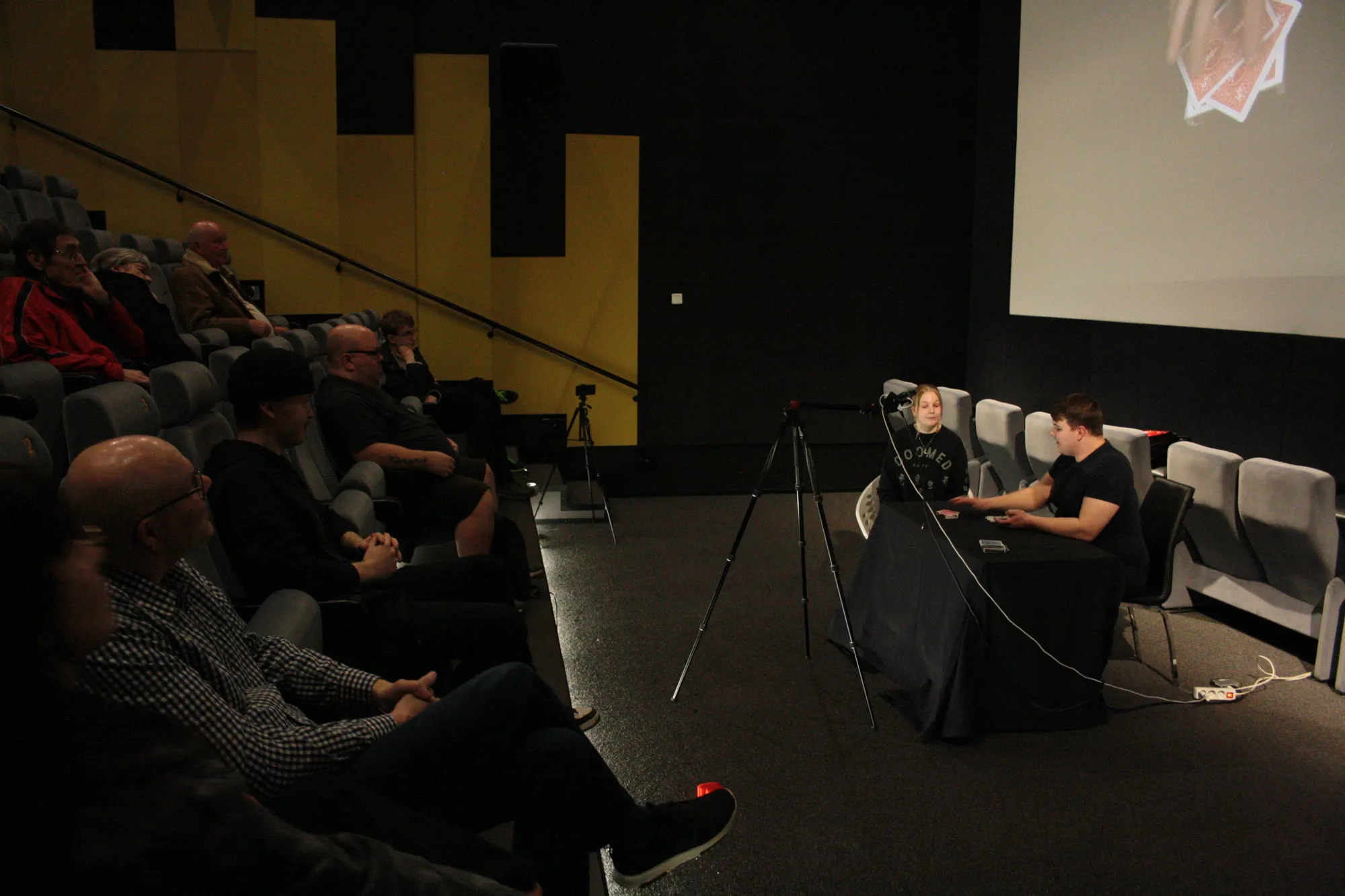 TaikaTorstai: Vaihtuva Taikashow – Taikuus Hukassa?