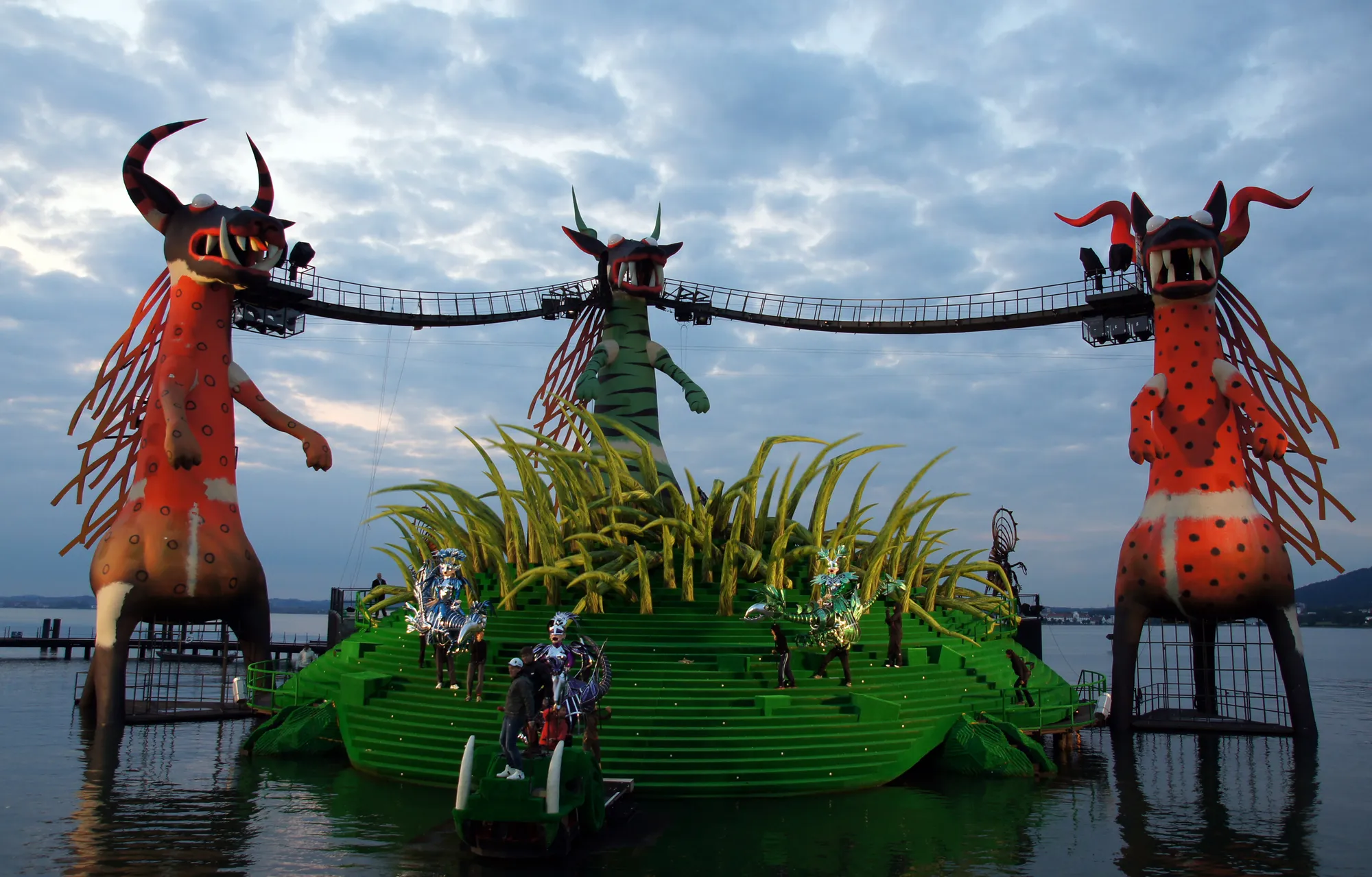 Ooppera: TAIKAHUILU (Bregenz Festival / Mozart)